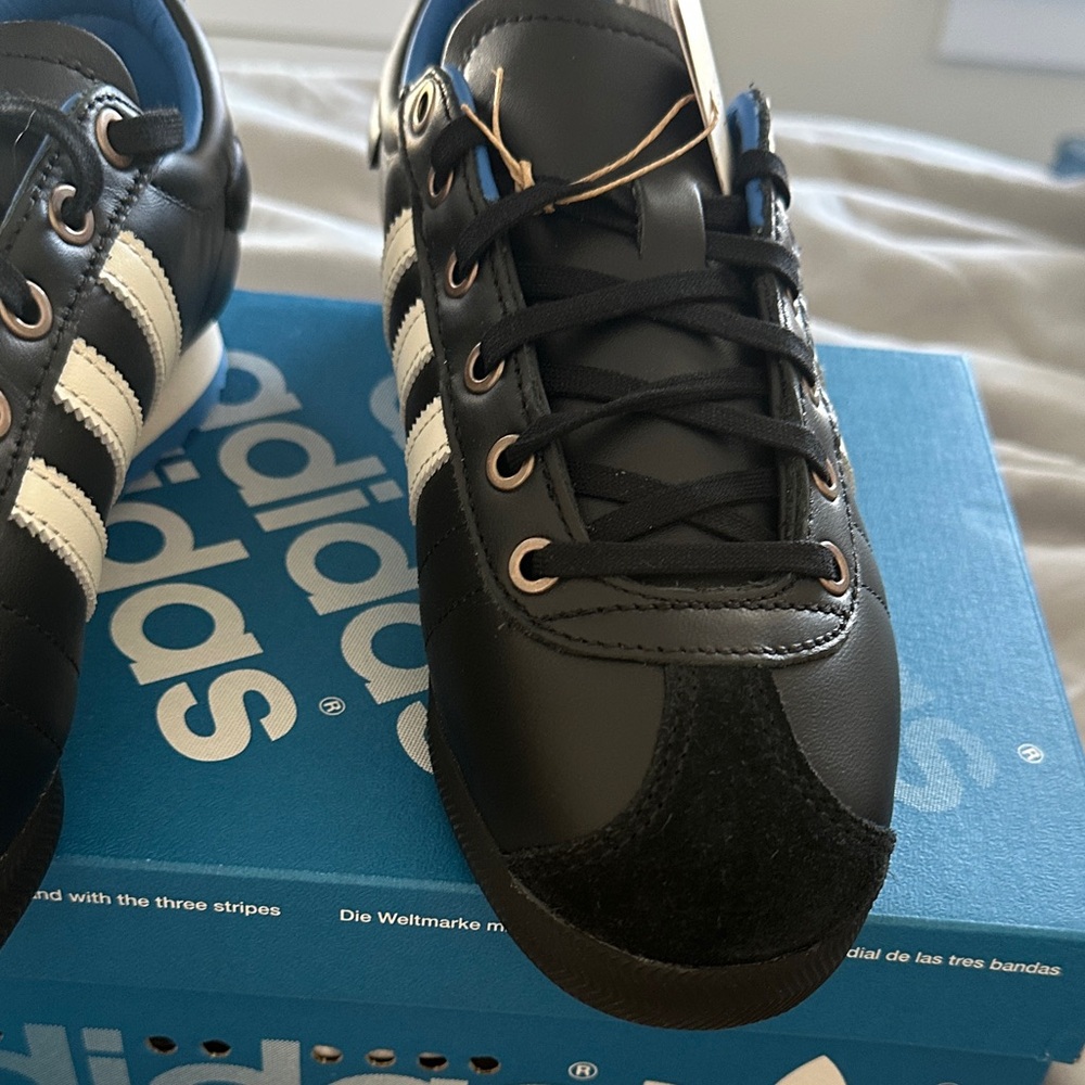 adidas Samba Women Sneakers Black White with Blue Lining - Picture 3 of 9